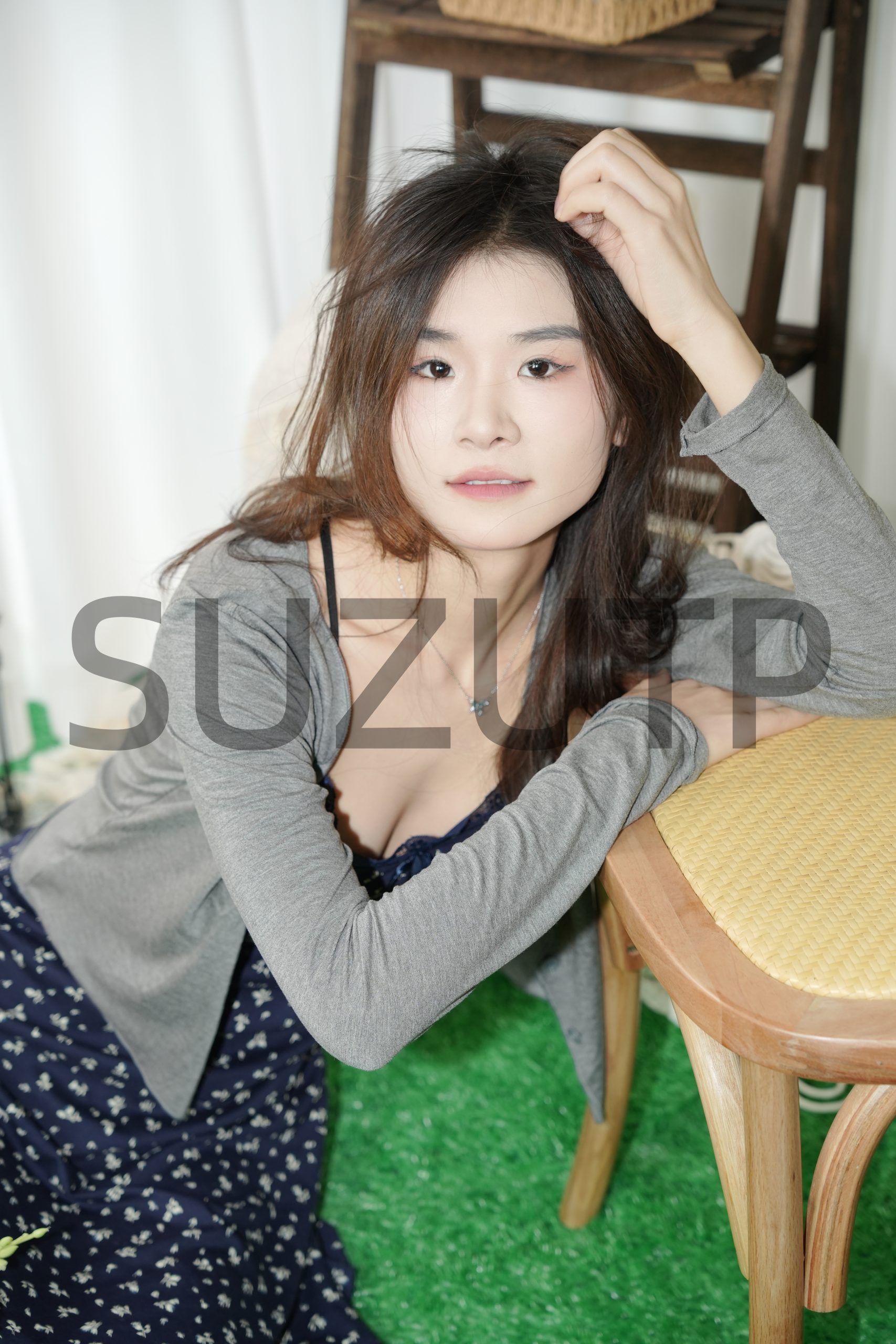 第11期-小琴-灰调松弛感！-[322张图片+26分钟视频]-已完结