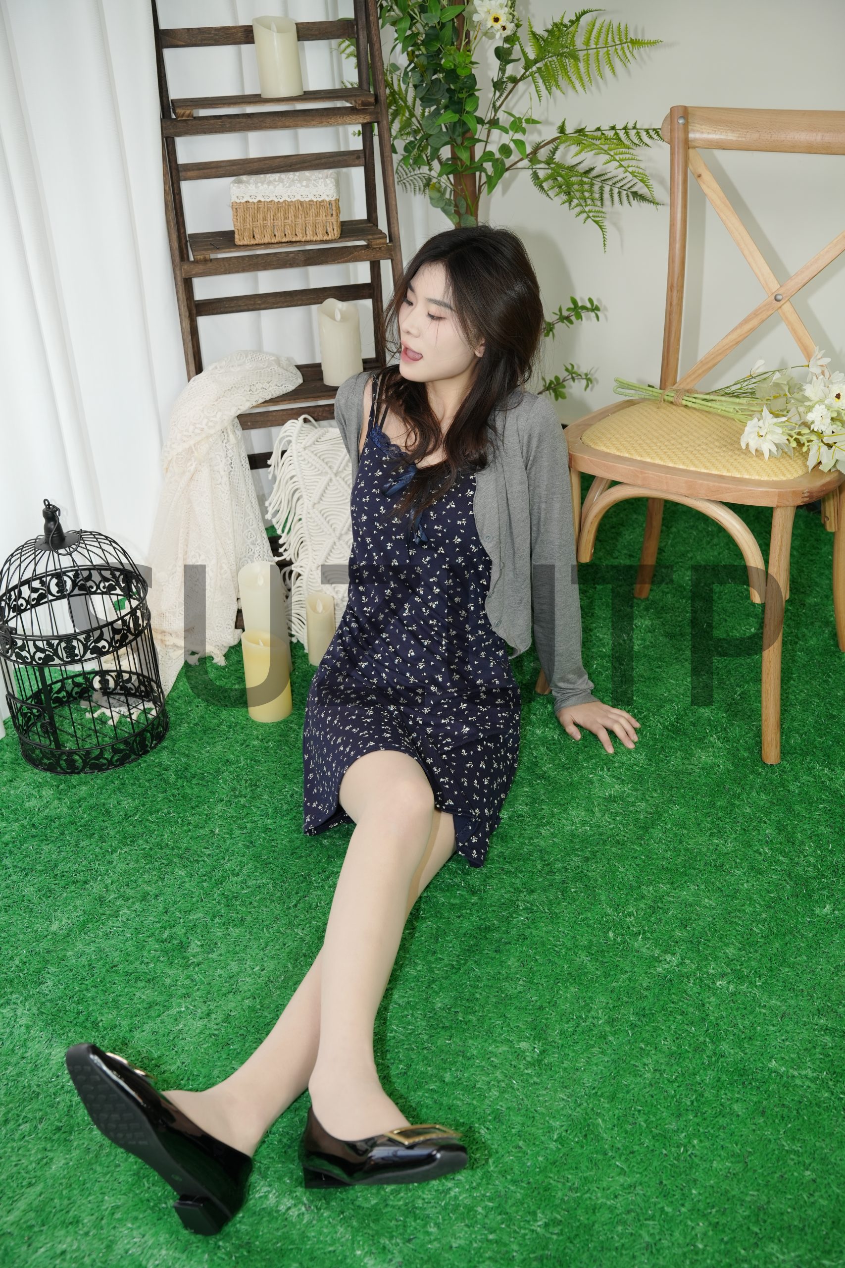 第11期-小琴-灰调松弛感！-[322张图片+26分钟视频]-已完结